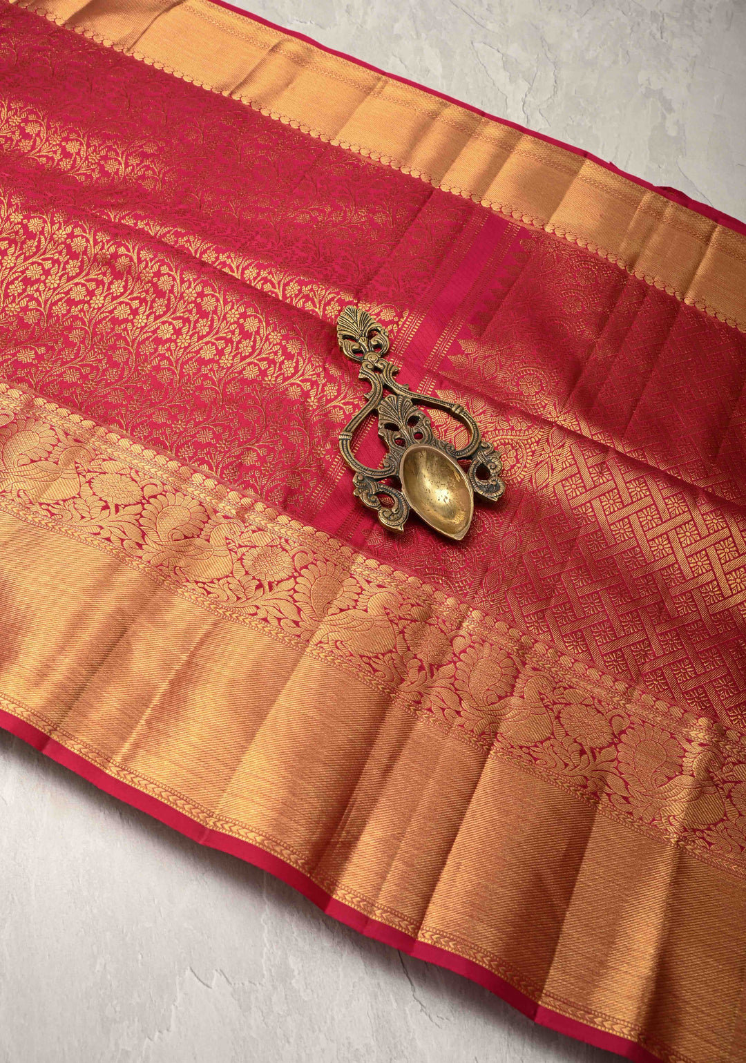 Majenta Floral Brocade Kanjivaram Pure Silk Saree with Zari Border | SILK MARK CERTIFIED