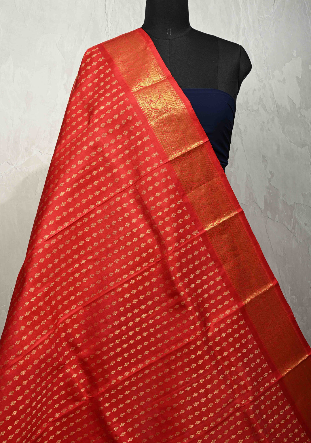 DUPATTA: Pure Kanjivaram Dupatta in Red with Floral Brocade and Zari Borders | SILK MARK CERTIFIED