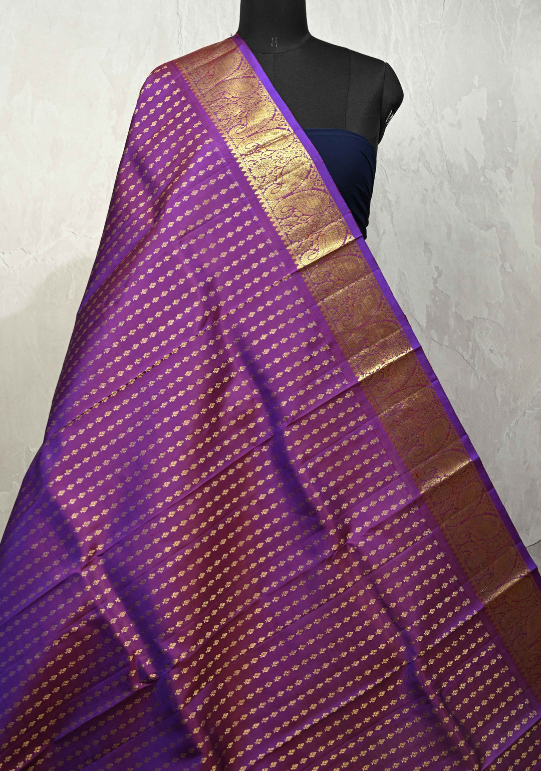 DUPATTA: Pure Kanjivaram Dupatta in Purple Dual tone with Floral Brocade and Zari Borders | SILK MARK CERTIFIED