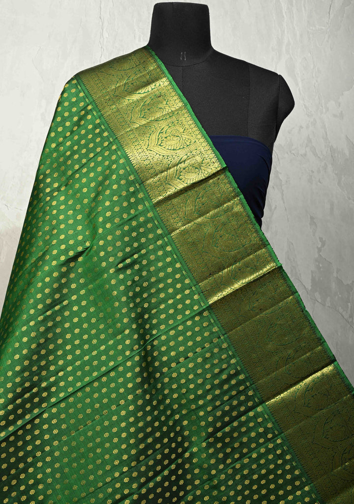 DUPATTA: Pure Kanjivaram Dupatta in Green with Chunri Buttis Brocade and Peacock Zari Borders | SILK MARK Certified