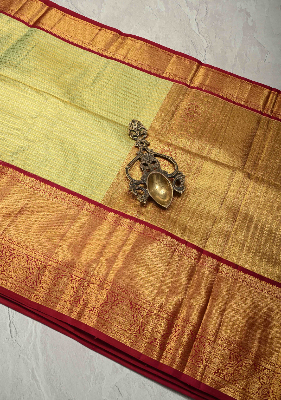 Pistachio Green Kanjivaram Silk Saree with Horizontal Wavy Zari and Contrast Border | SILK MARK CERTIFIED