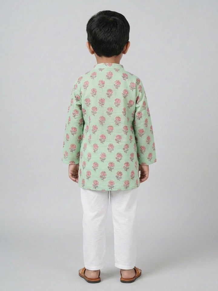 Boys Green Floral Print Mandarin Collar Full Sleeves Straight Kurta Pyjamas Set
