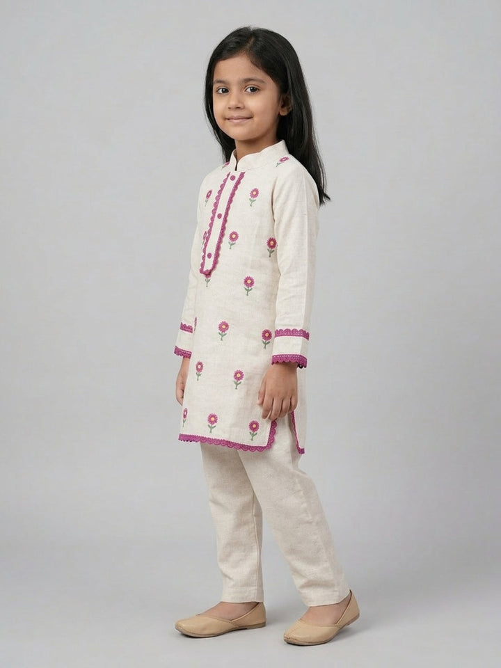Girls Off-White Hand Embroidered Straight Kurta Pyjamas Set | SHOBITAM