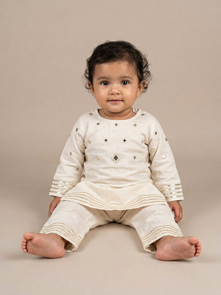 Infant Girls Off-White Mirror Work Straight Kurta & Pyjamas Set | SHOBITAM
