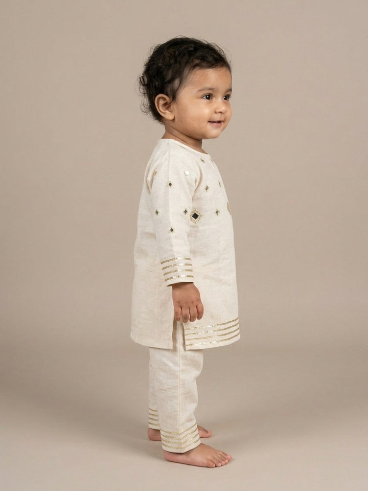 Infant Girls Off-White Mirror Work Straight Kurta & Pyjamas Set | SHOBITAM