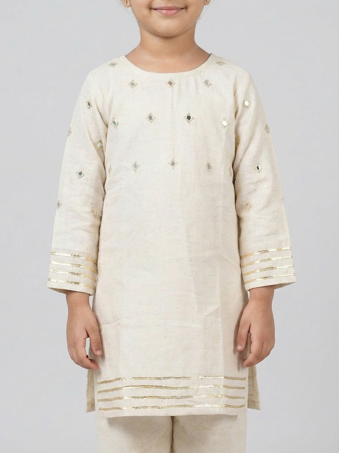 Girls Off-White Mirror Work Straight Kurta & Pyjamas Set | SHOBITAM