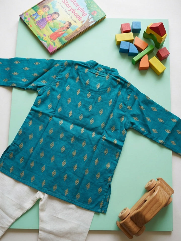 Boys Teal Geometric Print Mandarin Collar Full Sleeves Straight Kurta Pyjamas Set