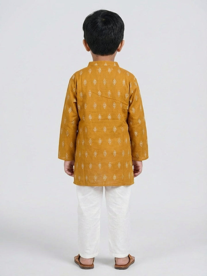 Boys Mustard Yellow Geometric Print Mandarin Collar Full Sleeves Straight Kurta Pyjamas Set