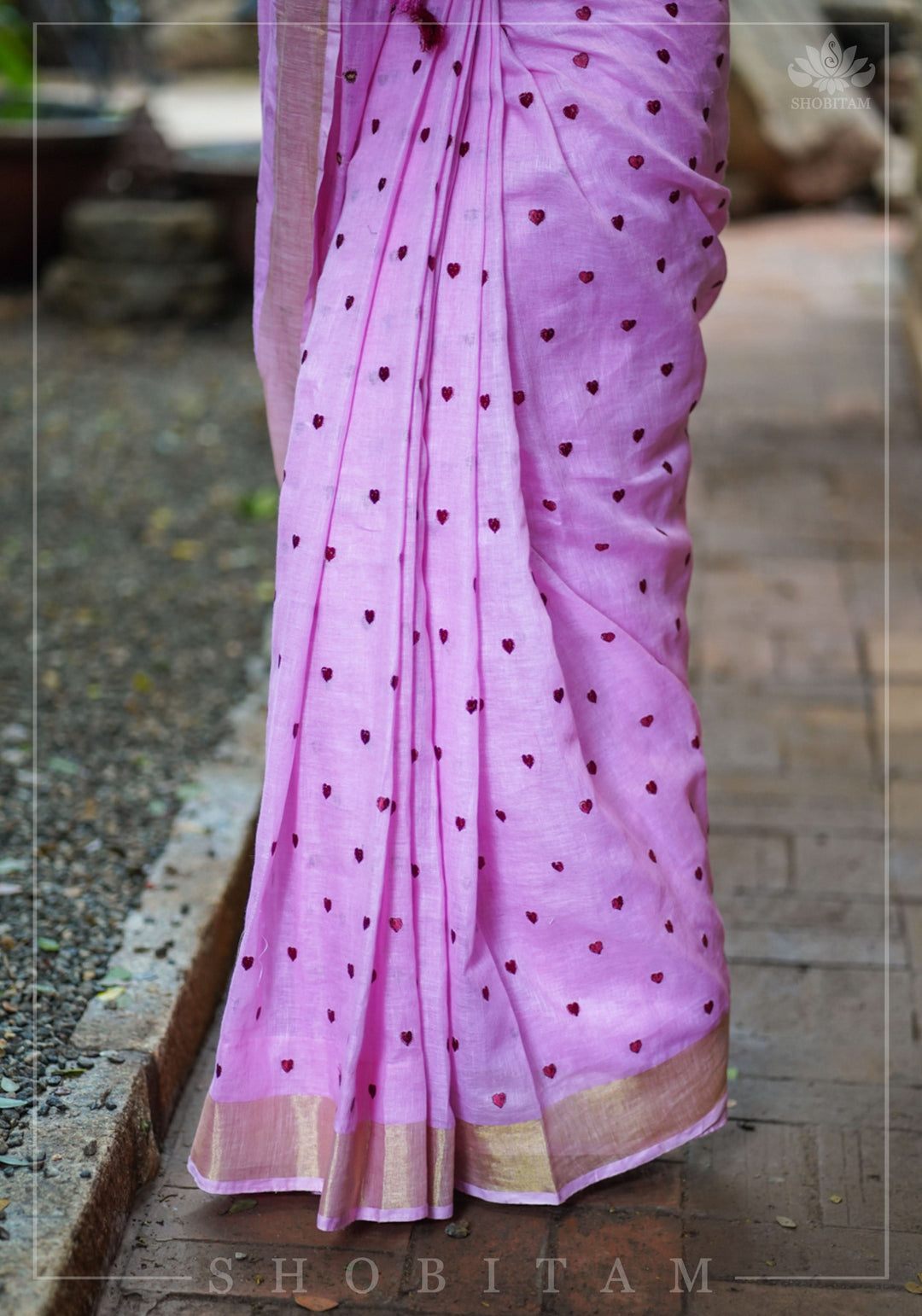 Loving Hearts Embroidered Pink Linen Saree