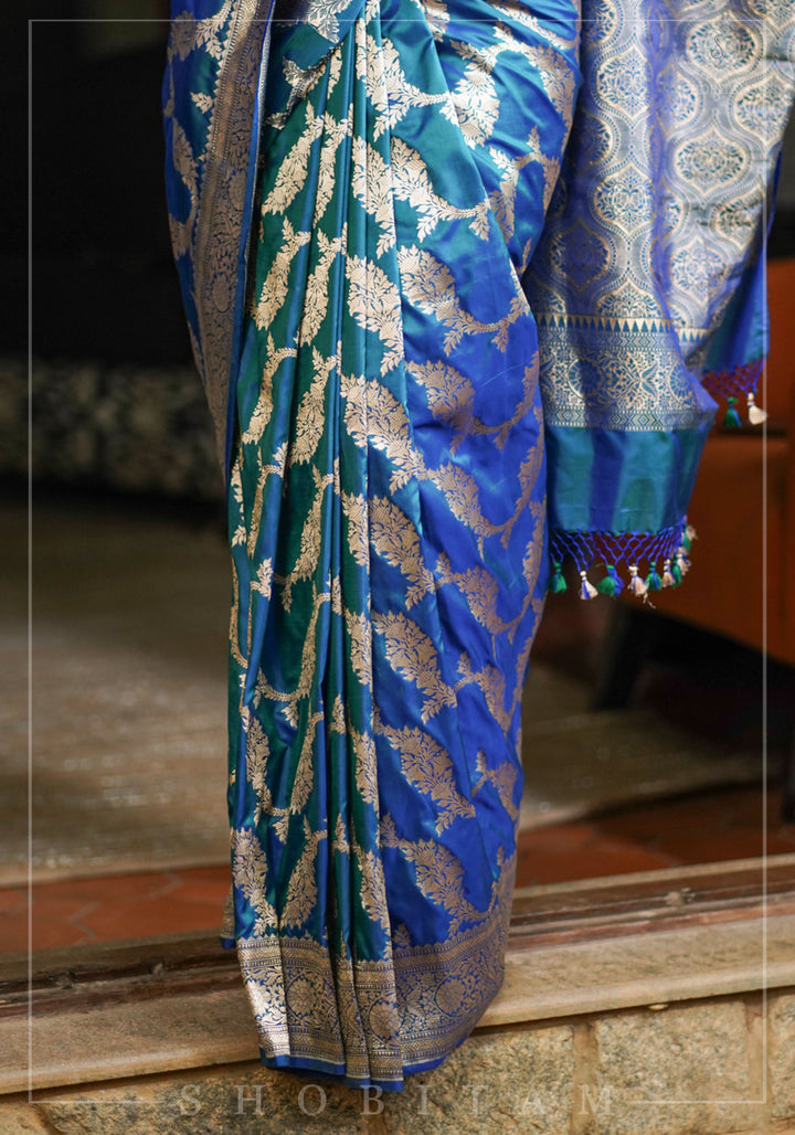 Exquisite Banarasi Floral Jaal Pure Katan Silk Saree in Peacock Blue Green Dual Tone | SILK MARK CERTIFIED