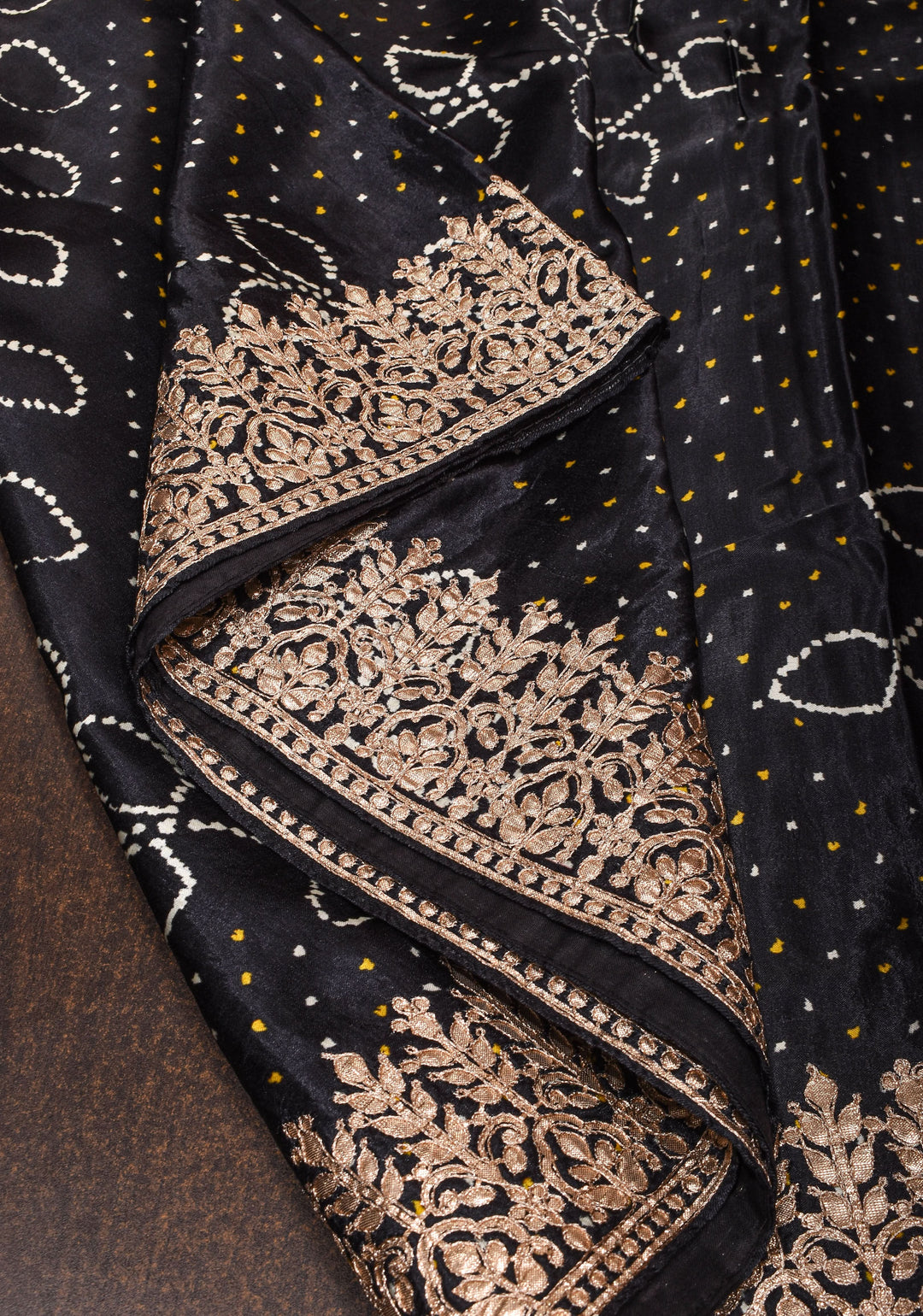 Black Gajji Silk Saree with Gotta Patti Border and Digital print Bandhani