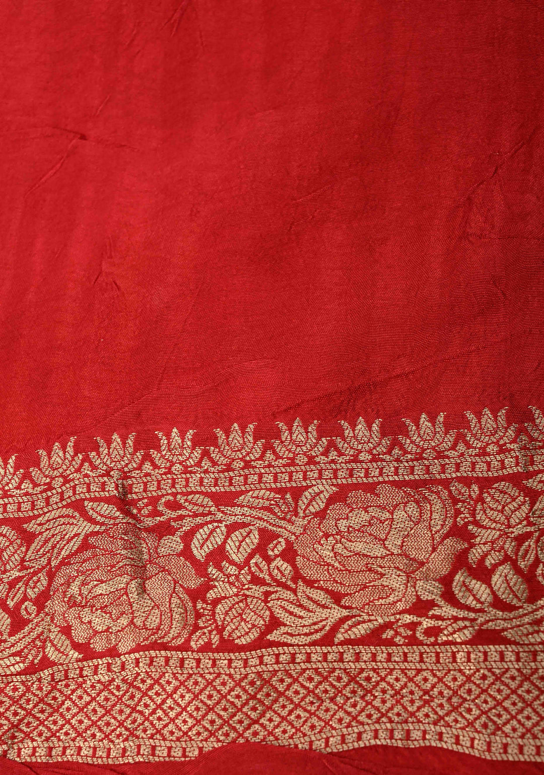 Exquisite Cream Viscose Saree with Meenakari Floral Jaal and Zari Border