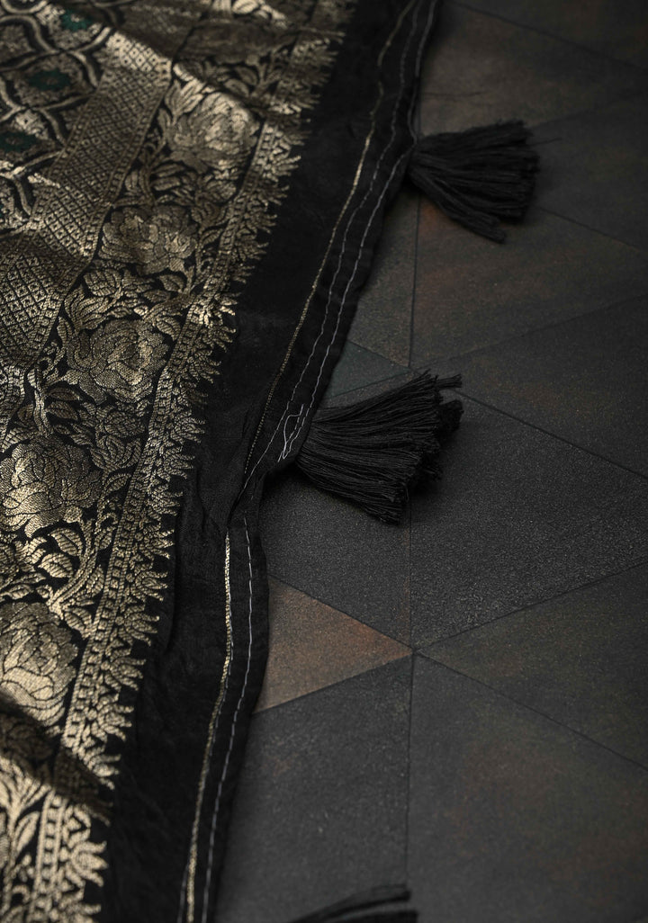 Exquisite Black Viscose Saree with Meenakari Floral Jaal and Zari Border