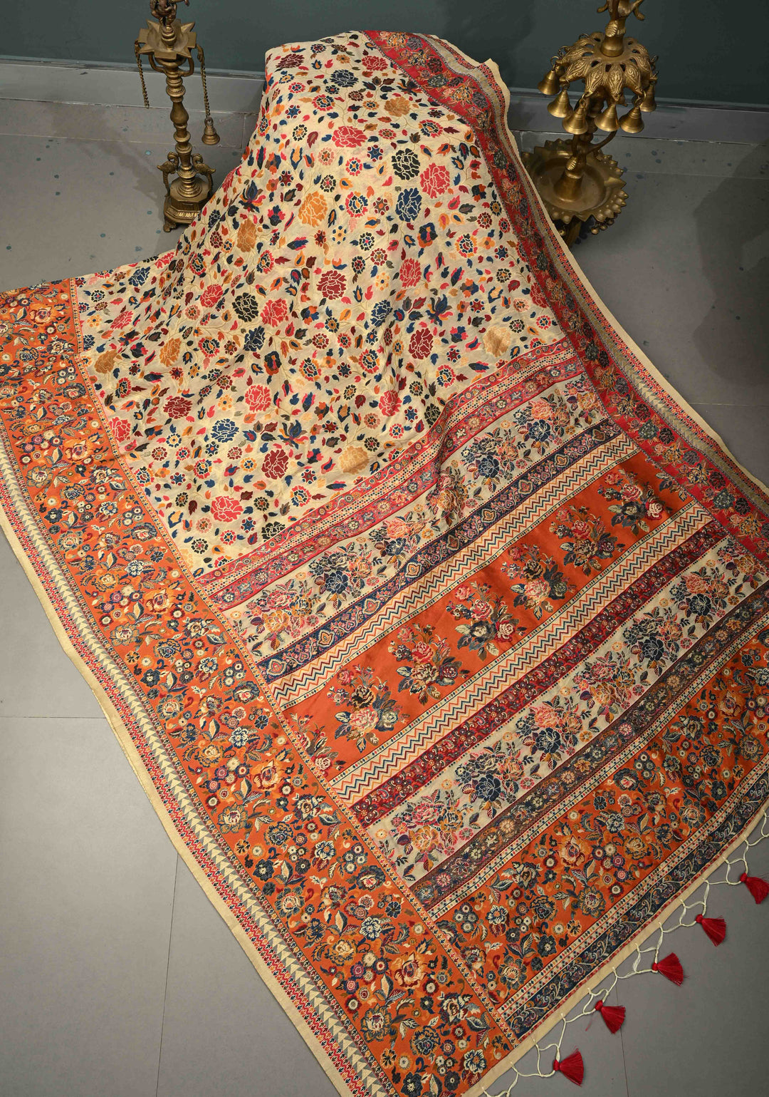 Kani Design with Floral Jaal in Beige Rayon Saree | SHOBITAM