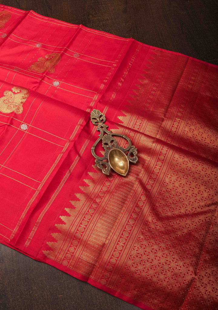 Red Borderless Pure Kanjivaram Silk Saree with Checks Pattern and Sona Rupa Motifs | SILK MARK CERTIFIED