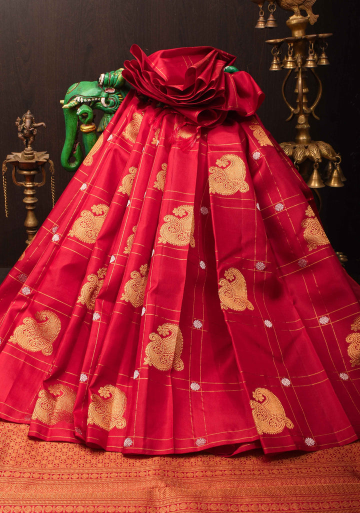 Red Borderless Pure Kanjivaram Silk Saree with Checks Pattern and Sona Rupa Motifs | SILK MARK CERTIFIED