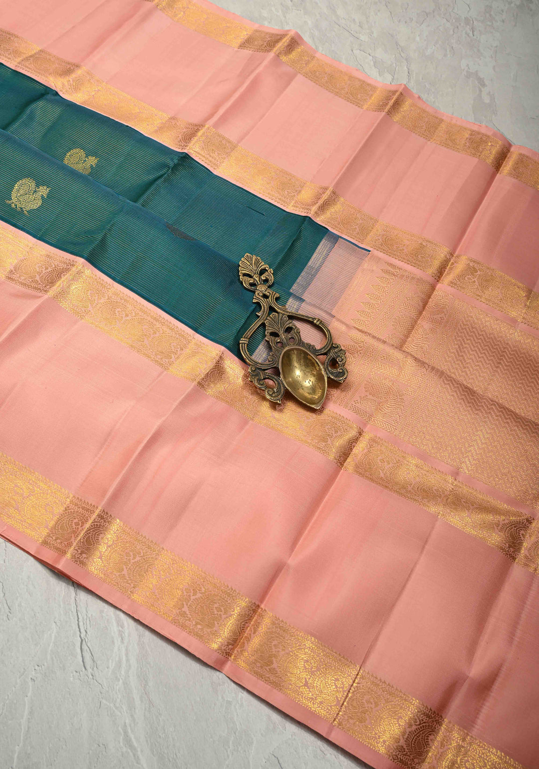 Rama Green Dual tone Vairaoosi Zari Stripes on Pure Kanjivaram Silk Saree with Zari Buttas  and Contrast Korvai Rettaipet Border | SILK MARK CERTIFIED