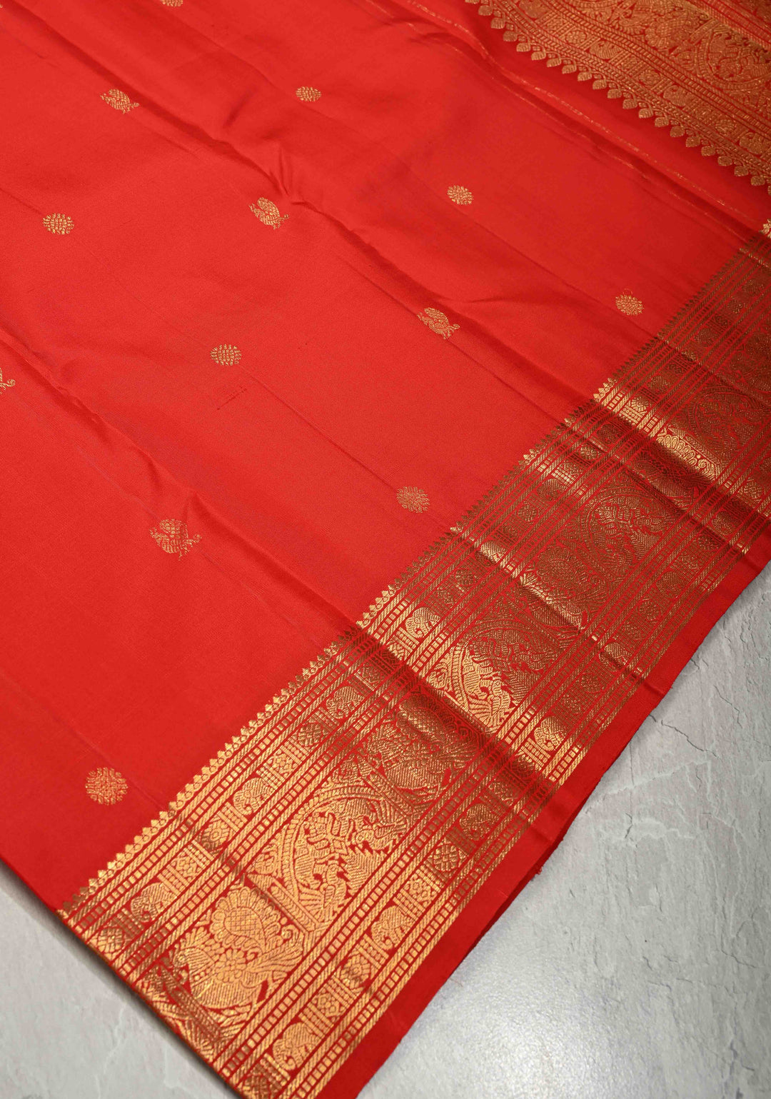 Vermilion Red Pure Kanjivaram Silk Saree with Zari Buttas and Zari Border| SILK MARK CERTIFIED