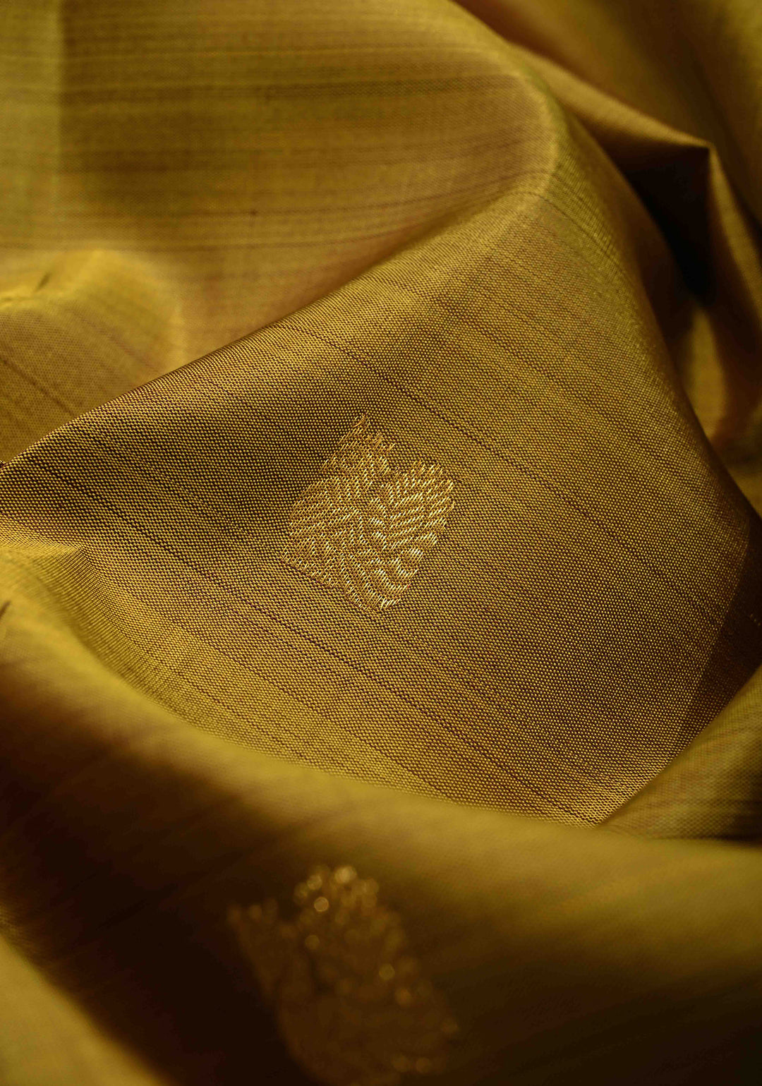 Methi Green Pure Kanjivaram Silk Saree with Zari Buttas and Contrast Ganga Jamuna Border | SILK MARK CERTIFIED