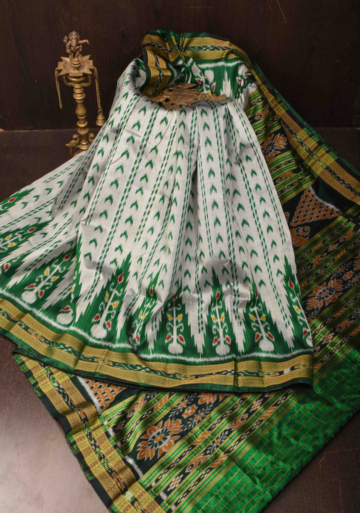 White Handloom Sambalpuri Ikkat Silk Saree with Contrast Border, No Blouse Piece | SILK MARK CERTIFIED
