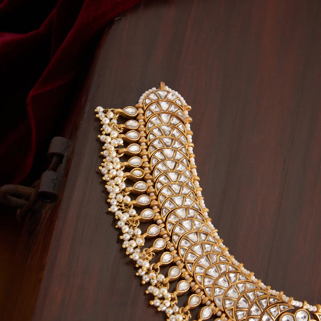Pure 92.5 Silver, Gold Plated Kundan Kalakriti Choker