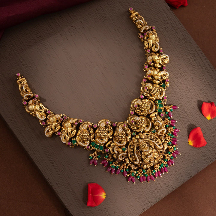Stunning 92.5 Silver, Gold Plated Kavyeshwari Necklace
