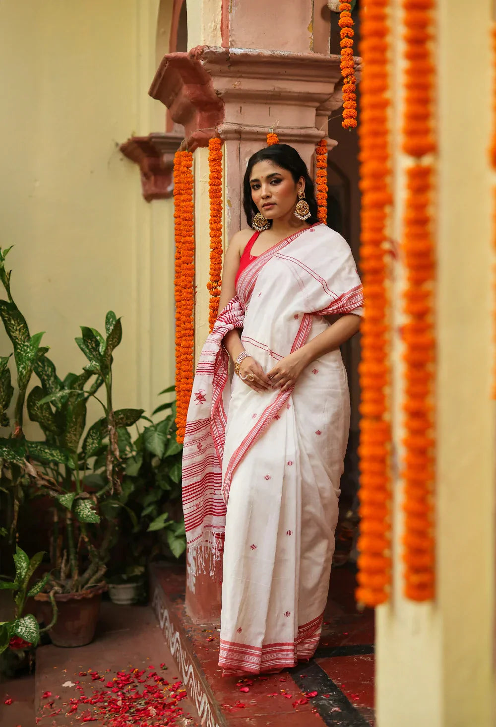 Handloom Laal Paar Pujo Saree | SHOBITAM