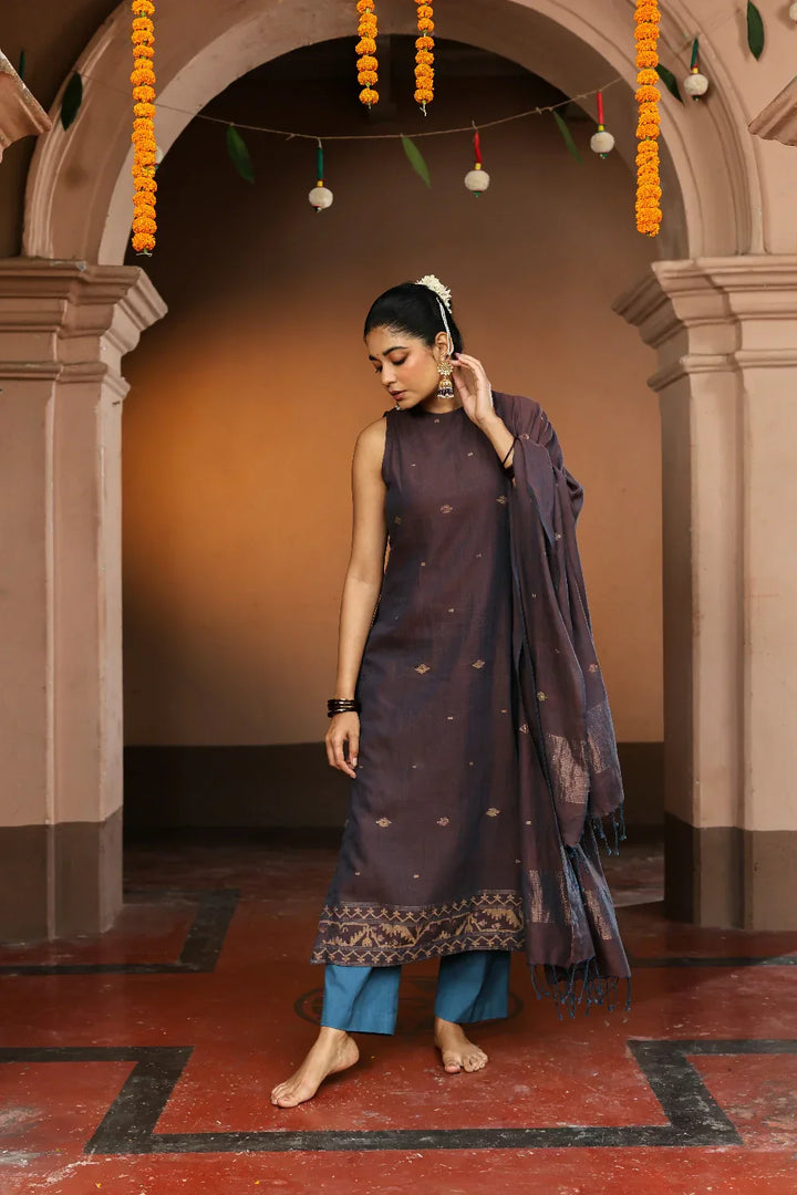 Handloom Coca Cola Pure Cotton Zari Jamdani Kurta Set With Dupatta