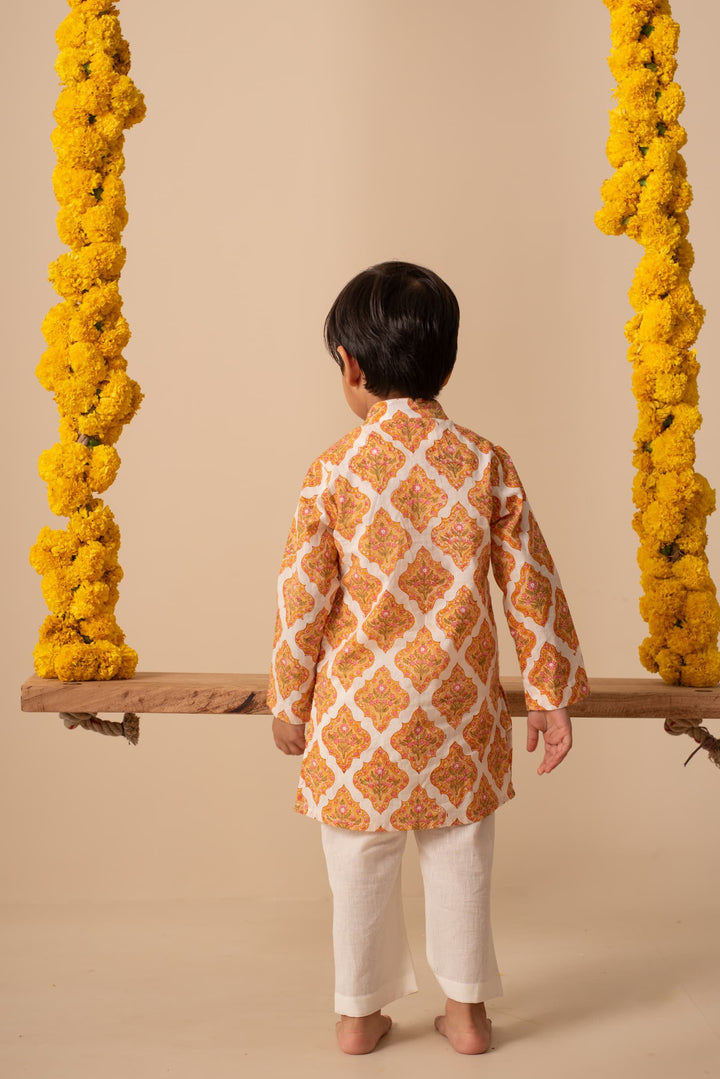 Chandan Kurta Set | SHOBITAM