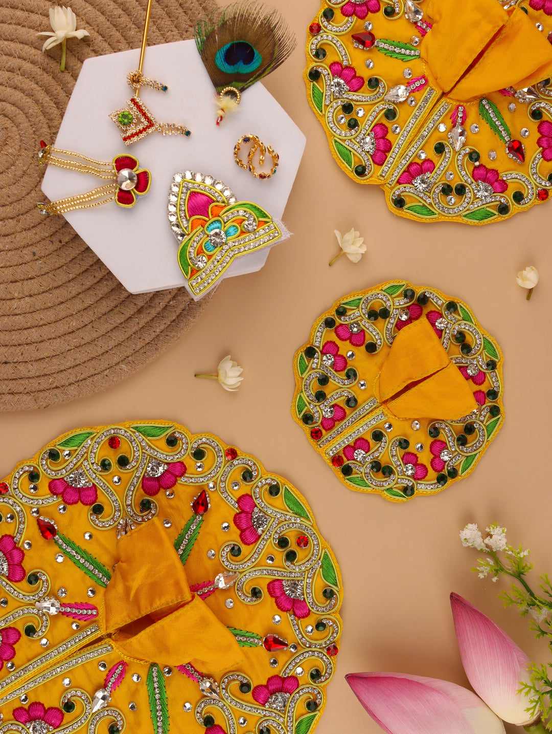 Yellow Makhan Chor Laddu Gopal Poshak