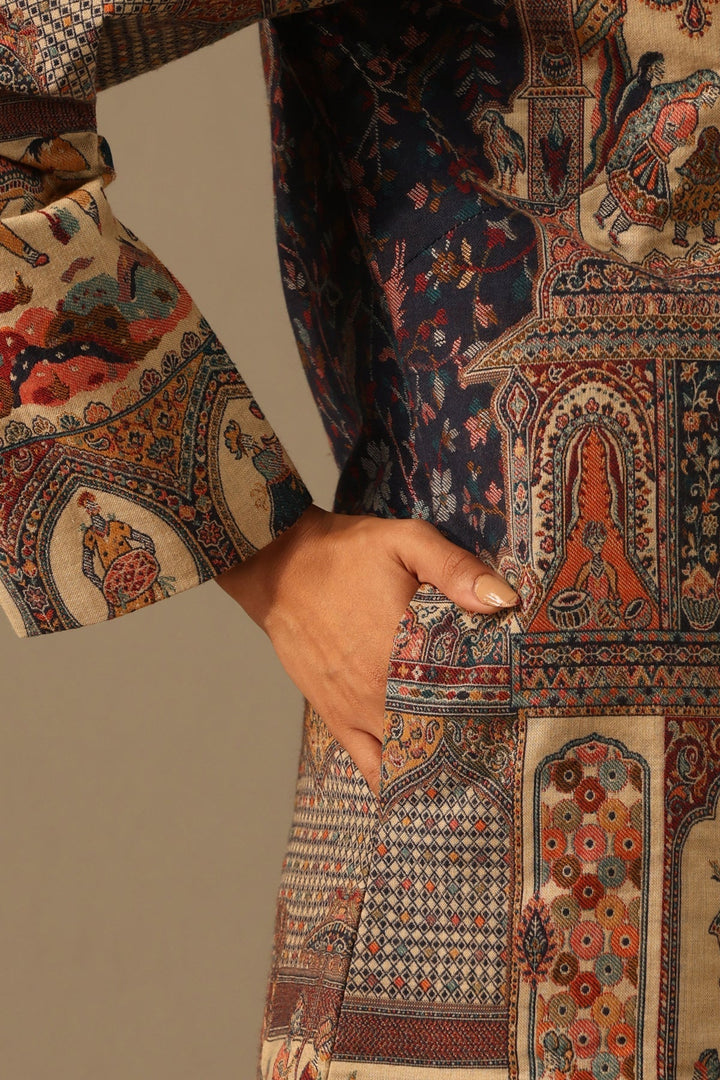 Naira Fine Wool Silk Vintage Full Jacket | SHOBITAM
