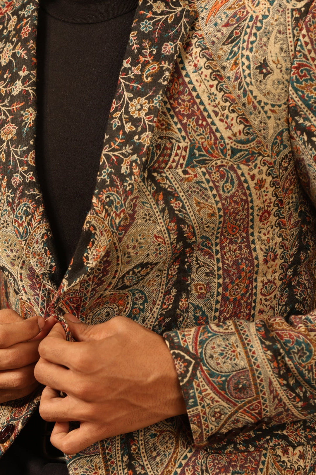 Raj Fine Wool Silk Men Blazer | SHOBITAM