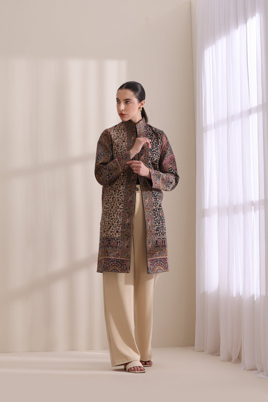 Anna kani jacket, Cashmere Fine Wool in Black | Made To Order