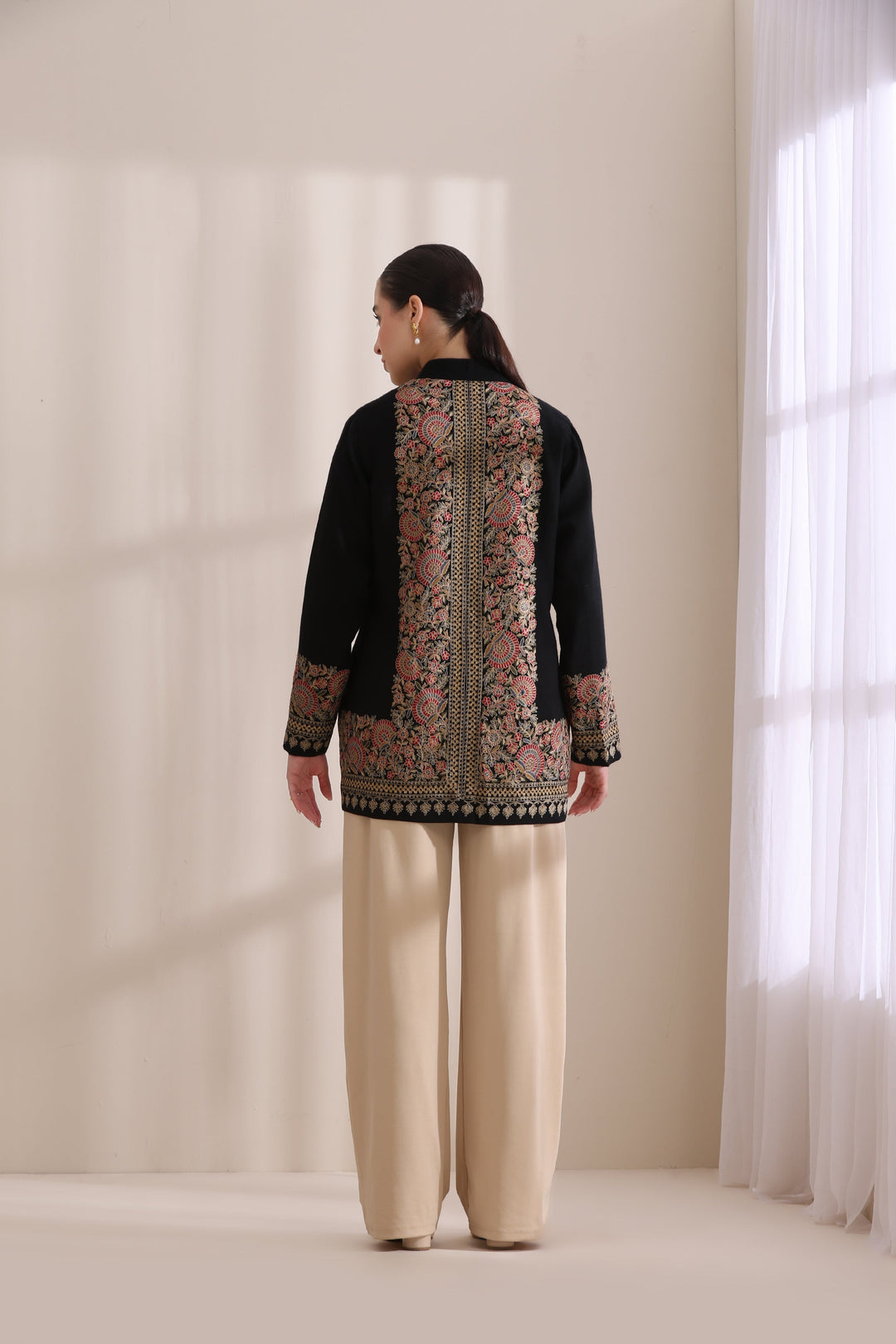 Sarah short jacket in Black Multi Cashmere Fine Wool | Made To Order