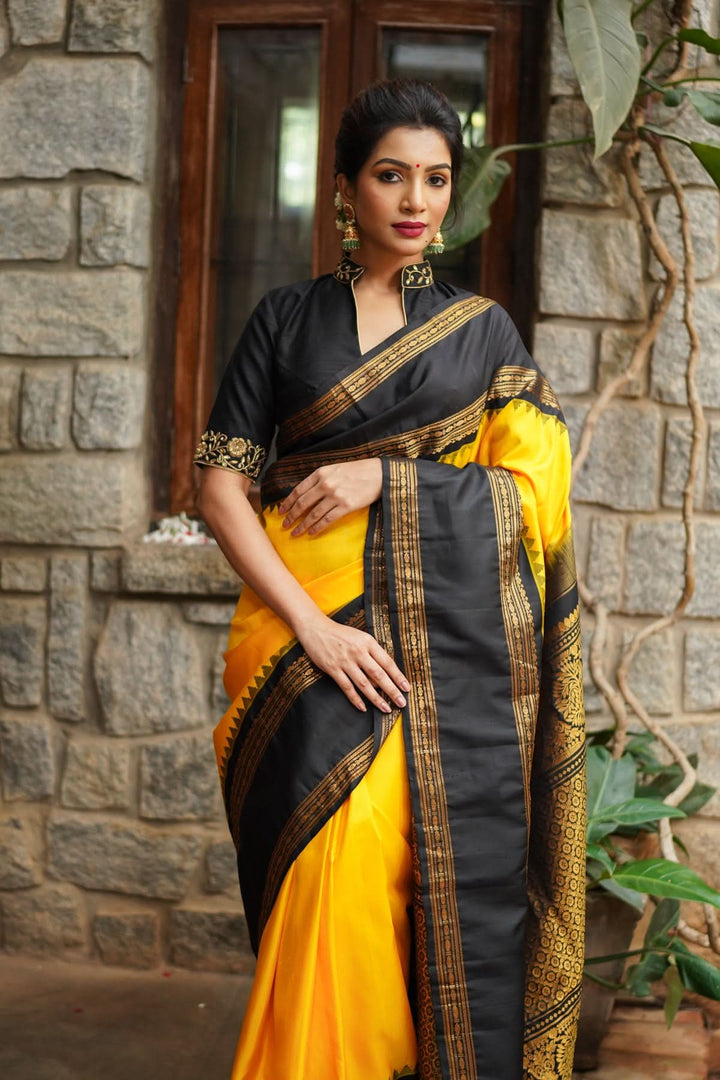 Yellow Exquisite Korvai Gadwal Silk Saree with Black  Borders | SILK MARK CERTIFIED