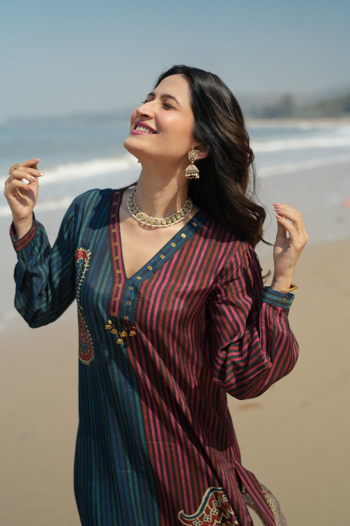 Blue and Red Paisley Lining Print Muslin Kurta Set- SET OF-2 | SHOBITAM