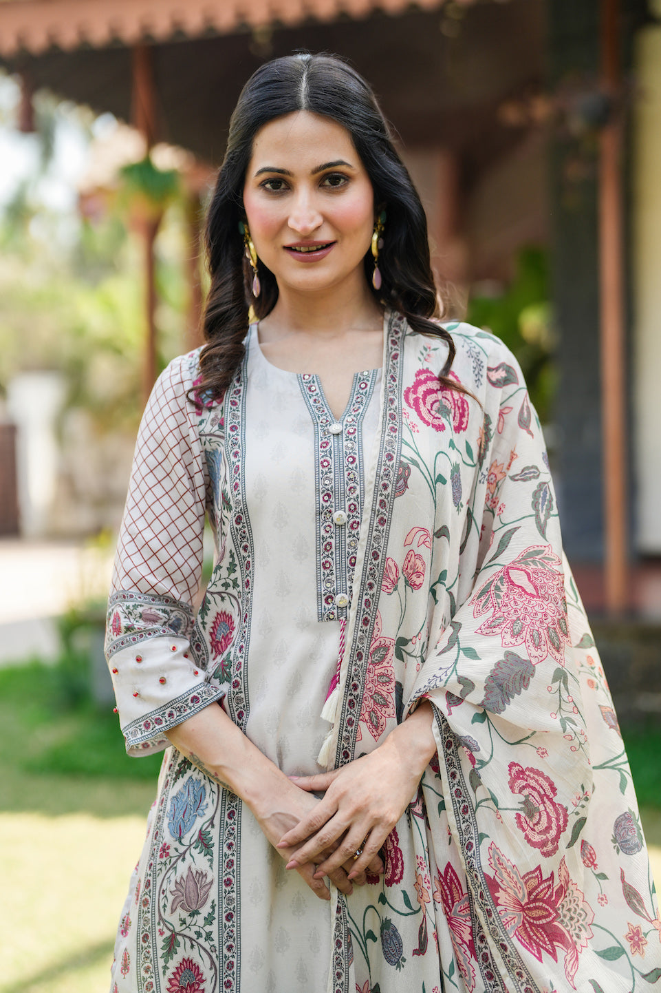 Off White Jaipur Bagh Muslin Suit Set- SET OF-3 | SHOBITAM