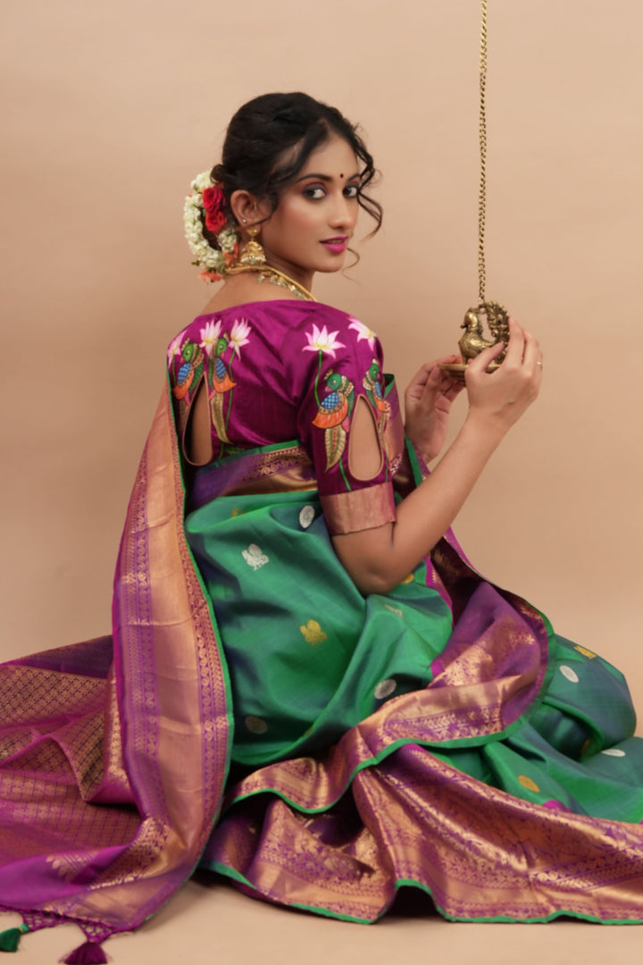 Gadwal Big Border Pure Silk saree in peacock Green dual tone with Violet Border | SILK MARK CERTIFIED