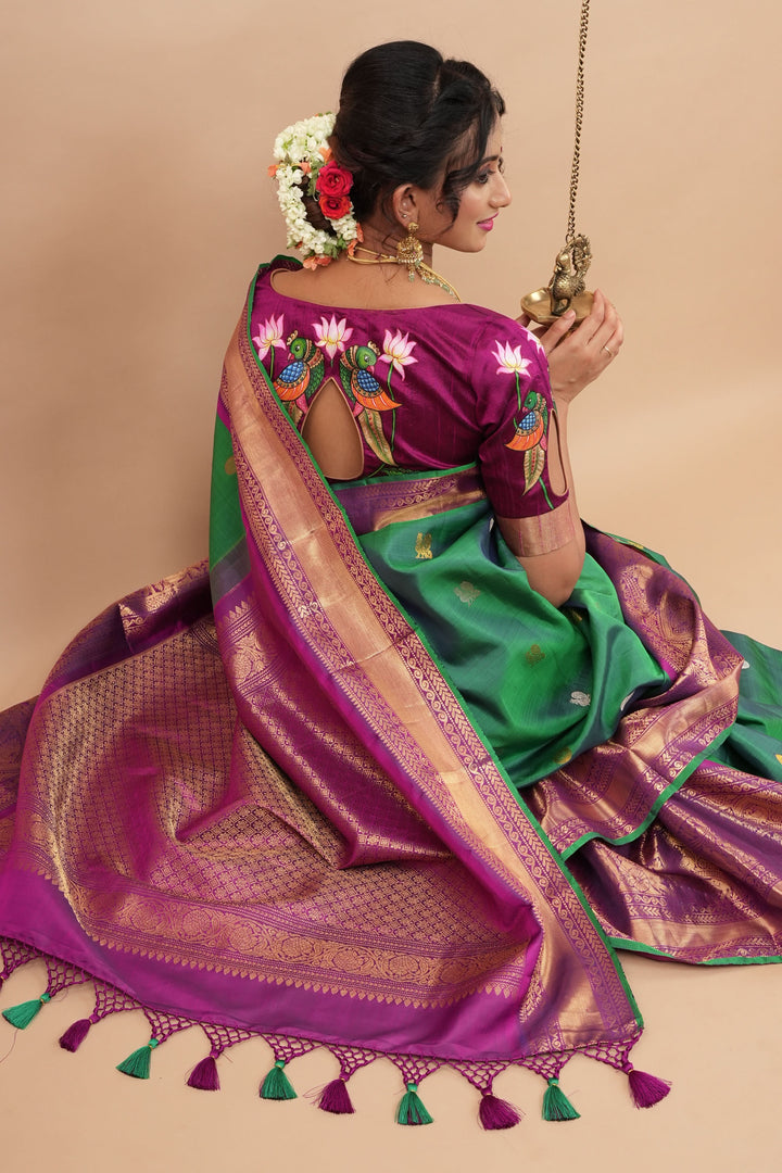Gadwal Big Border Pure Silk saree in peacock Green dual tone with Violet Border | SILK MARK CERTIFIED