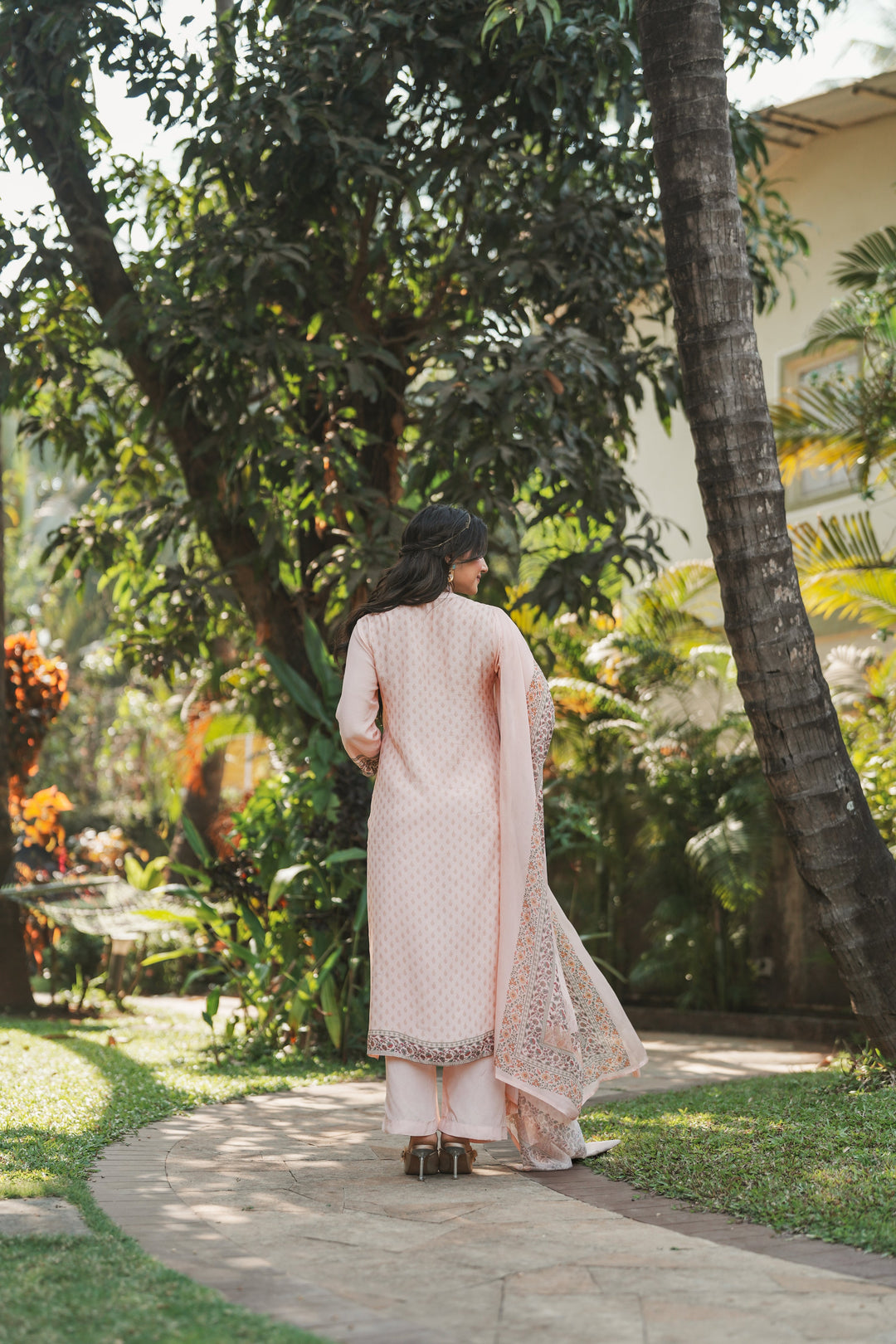 Noor Blush Pink Muslin Suit Set- SET OF-3 | SHOBITAM