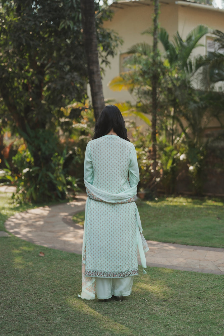 Noor Mahal Mint Green Muslin Suit Set- SET OF -3 | SHOBITAM
