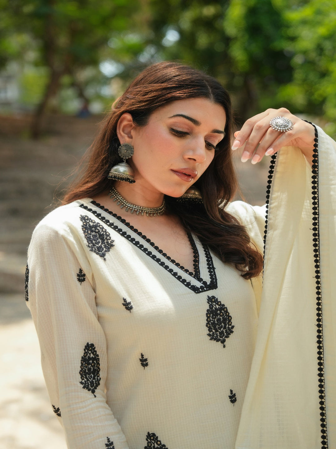 Black and Off White Kota Doriya with Thread Buti Suit Set- SET OF-3 | SHOBITAM