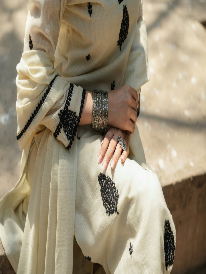 Black and Off White Kota Doriya with Thread Buti Suit Set- SET OF-3 | SHOBITAM