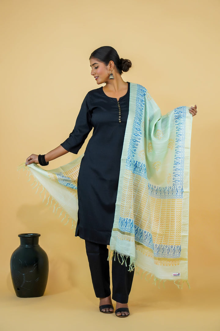 White Batik Print Visoce Dupatta