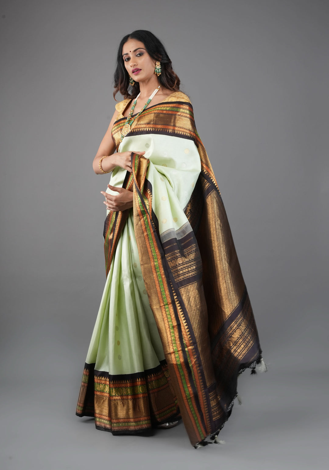 Tea Green Exquisite Korvai weave Gadwal Pure Silk Saree with zari buttas and Tri-tone Zari border| SILK MARK CERTIFIED