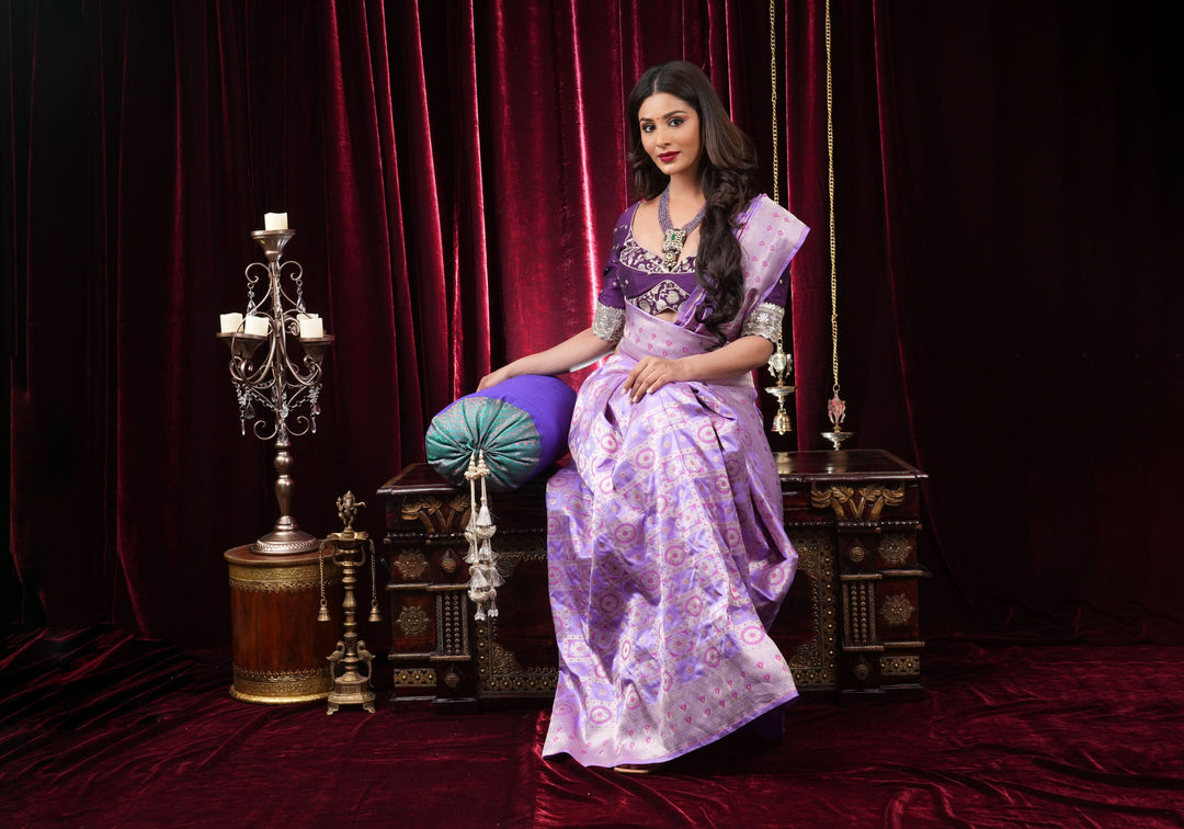 Lilac Meenakari Banarasi Pure Silk saree with Patola Design| SILK MARK CERTIFIED