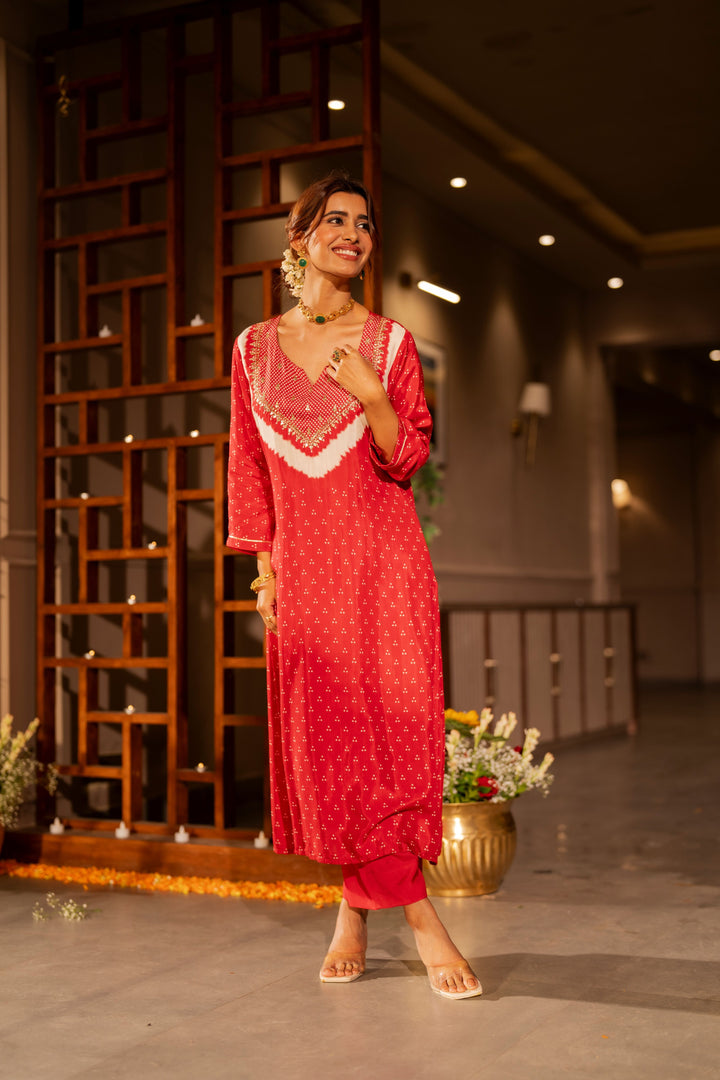 Red bandhani with gota work on neck kurta set- SET OF- 2 | SHOBITAM