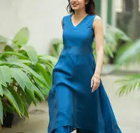 Nandhitha Teal Kurta and Pant Set ( Set of 2)