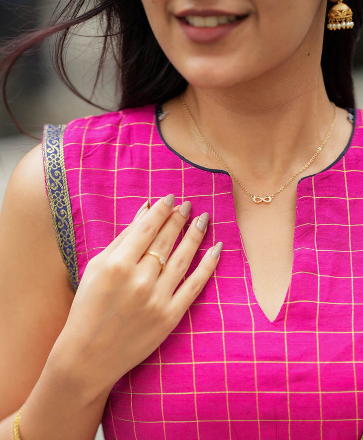 Navya Magenta Kurti Set (Set of 2) | SHOBITAM