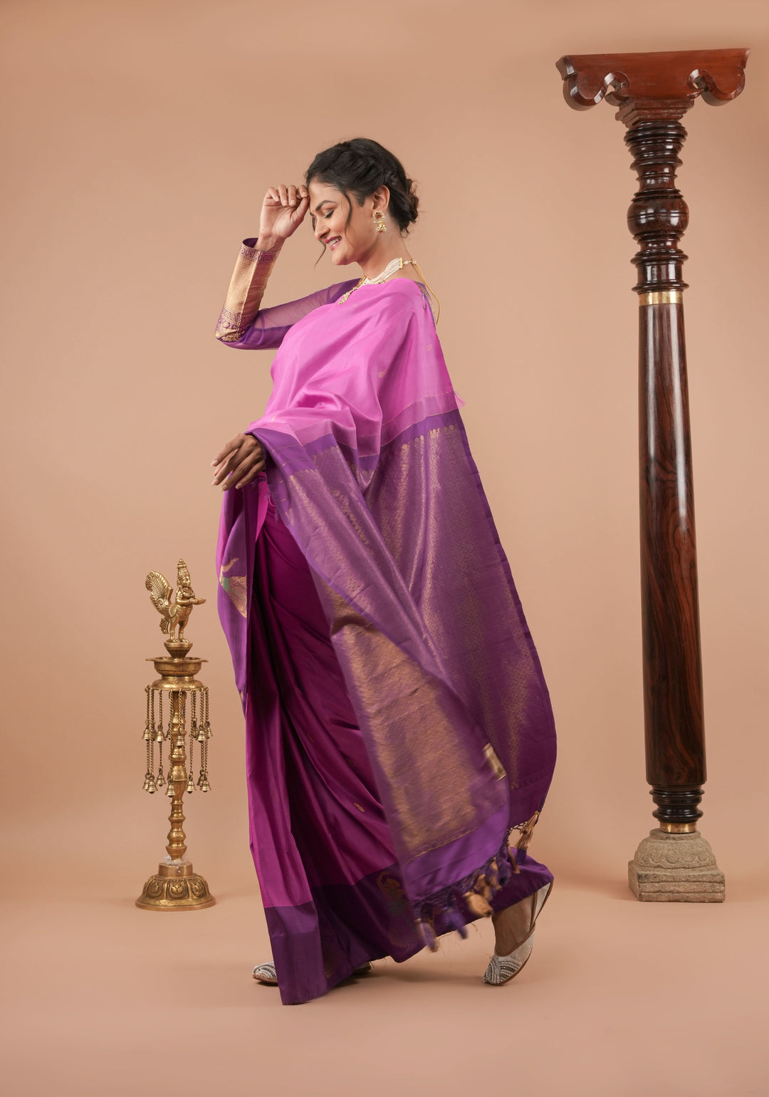 Purplish Pink Silk Kanjivaram Saree with Distinct Dancing Buttas in Border | SILK MARK CERTIFIED